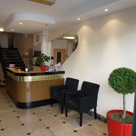 Otel Croix Des Nordistes 2*