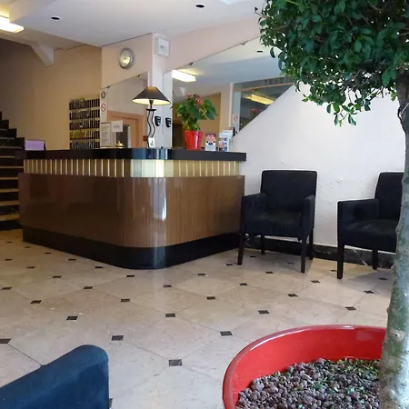 诺迪斯特十字酒店 卢德