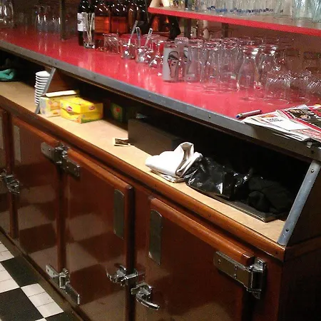 诺迪斯特十字酒店 卢德