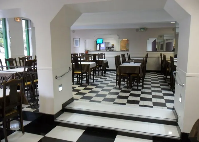 Hotel Croix Des Nordistes 2*