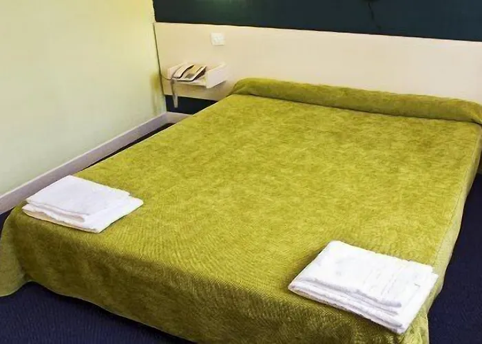 Hotel Hotel Croix Des Nordistes 2*