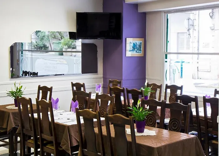 Hotel Croix Des Nordistes 2* Lourdes