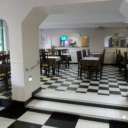 Hotel Croix Des Nordistes 2*