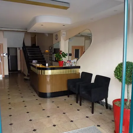 Hotel Hotel Croix Des Nordistes 2*