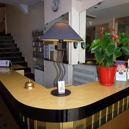 Hotel Hotel Croix Des Nordistes 2*