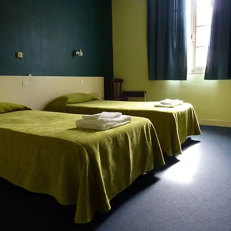 Hotel Croix Des Nordistes 2* Lourdes