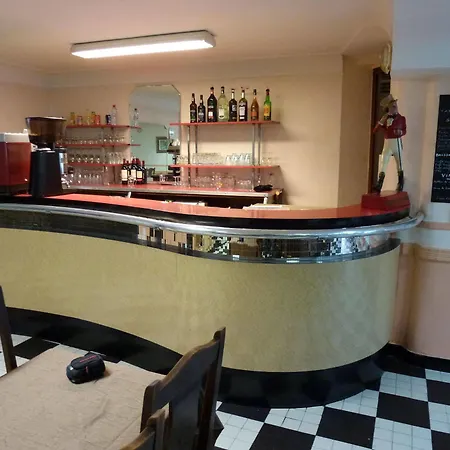 Hotel Croix Des Nordistes 2*